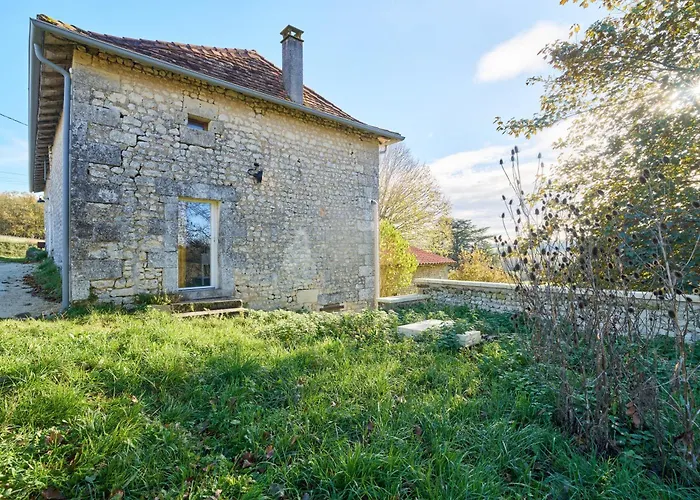 Holiday home La Ferme En Sud Charente *